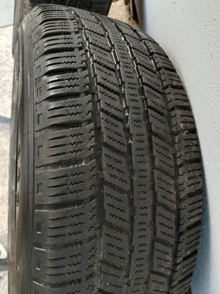Продам зимние шины