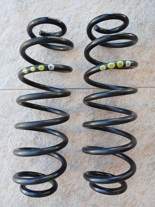 Задни пружини за Голф 5 плюс