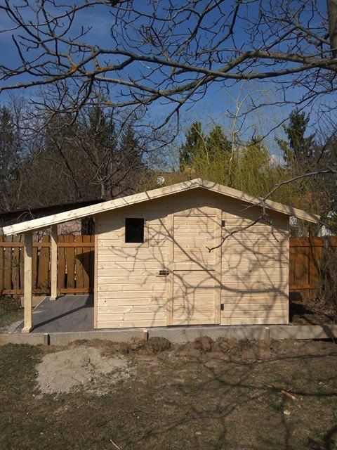 Casute de gradin pentru depozitare si locui