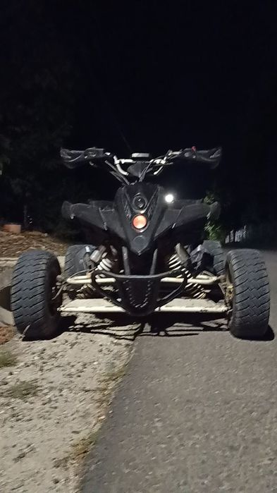 Se vinde Atv 250