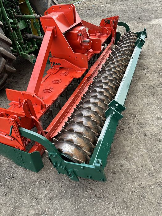 Grapa rotativa (freza) Vogel Noot