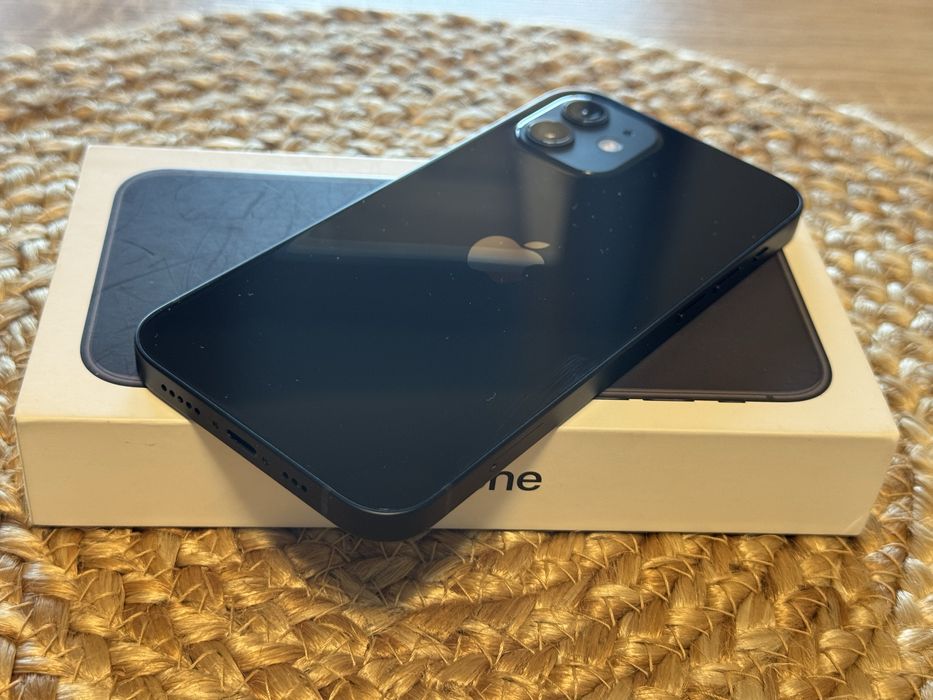 iPhone 12  black, 128GB – ca nou, baterie originală 99%, iOS 26