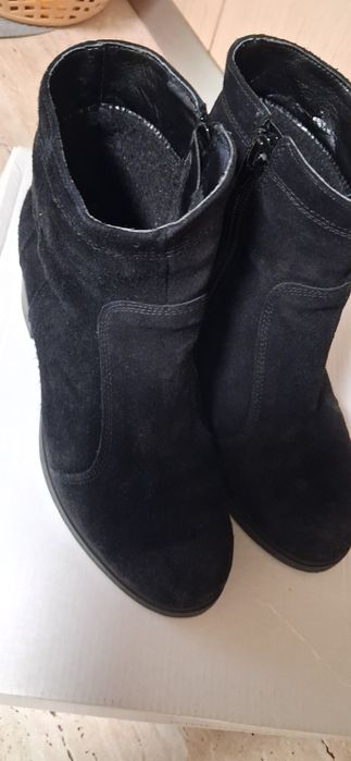 Ghete cu toc piele marimea 35