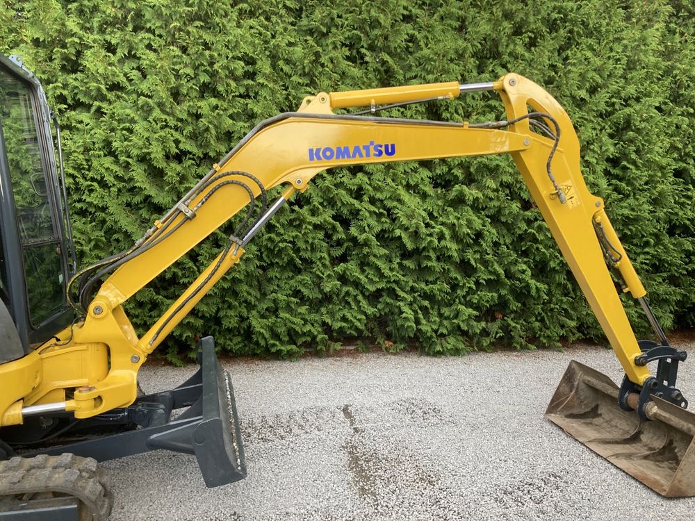 Excavator kompatsu pc 35 din 2005