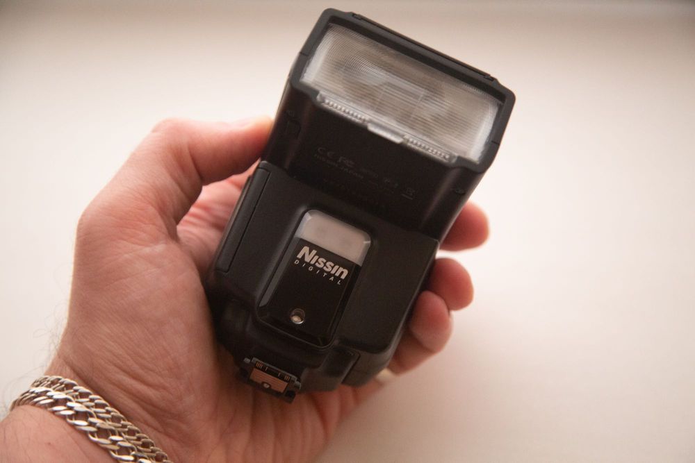 Продам вспышку Nissin i40 для Sony А7-А74, а6000/6300/6700