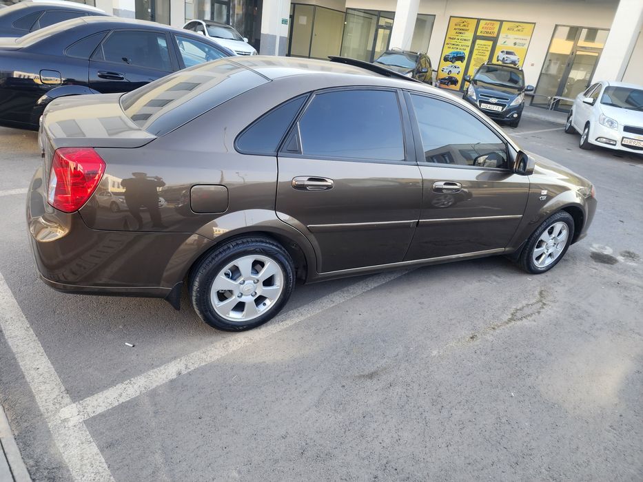 2023 zevs tozza kraska