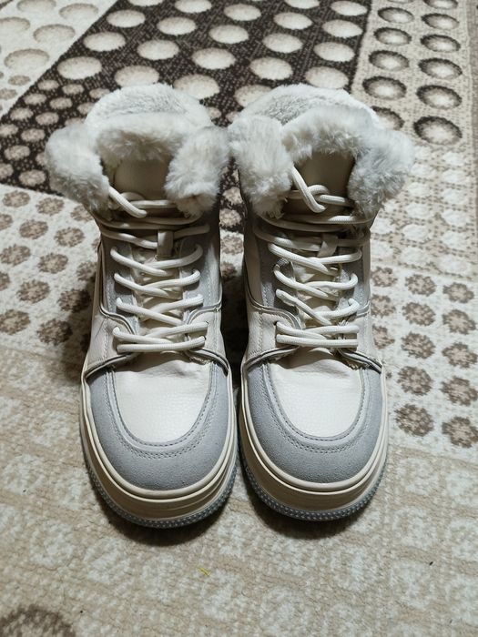 Ботинки зимние..
