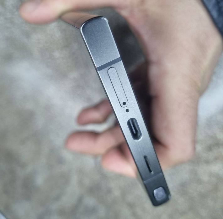 Samsung S 24 Ultra 5G 12/256Gb Vietnam 2 sim