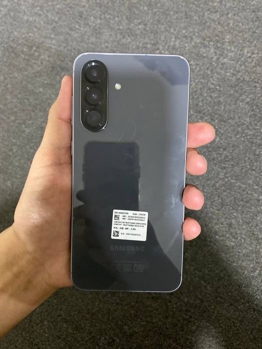 Samsung A56 с гарантии