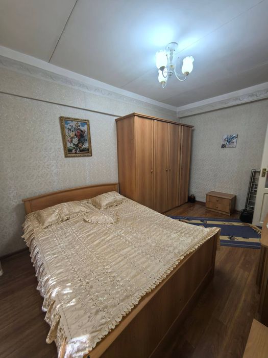 Аренда ! В центре города.  4 Х комнатная с обстановкой