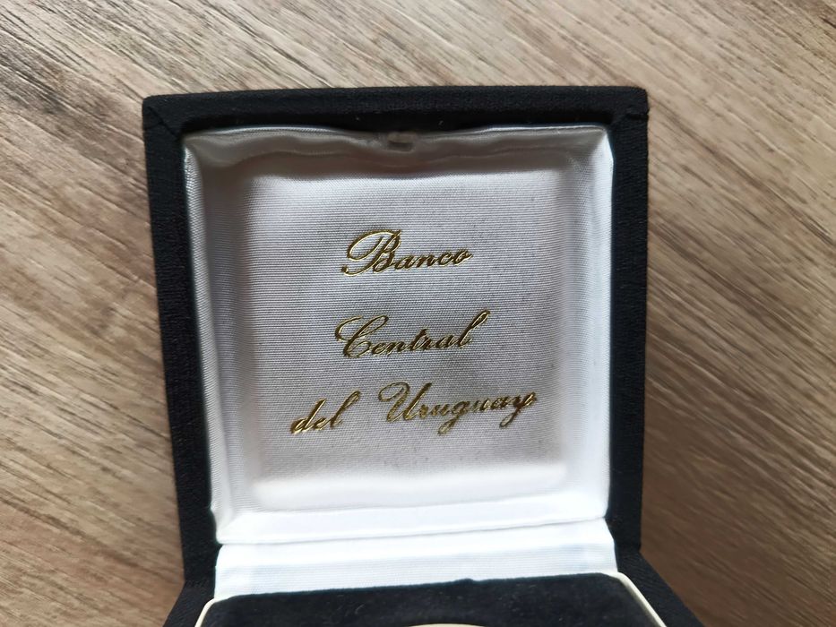 Сребърна монета от Уругвай, 1987 г.