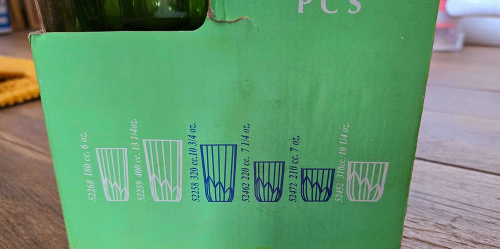 Стъклени винтидж чаши Pasabahce - 14 бр, зелено стъкло