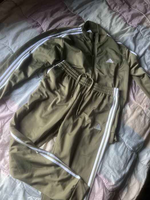 Adidas комплект тъмно зелен