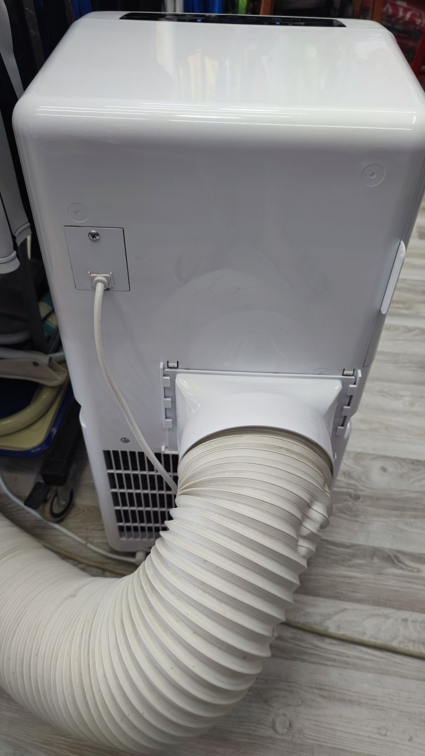 Мобилен климатик Beko 9000BTU/h