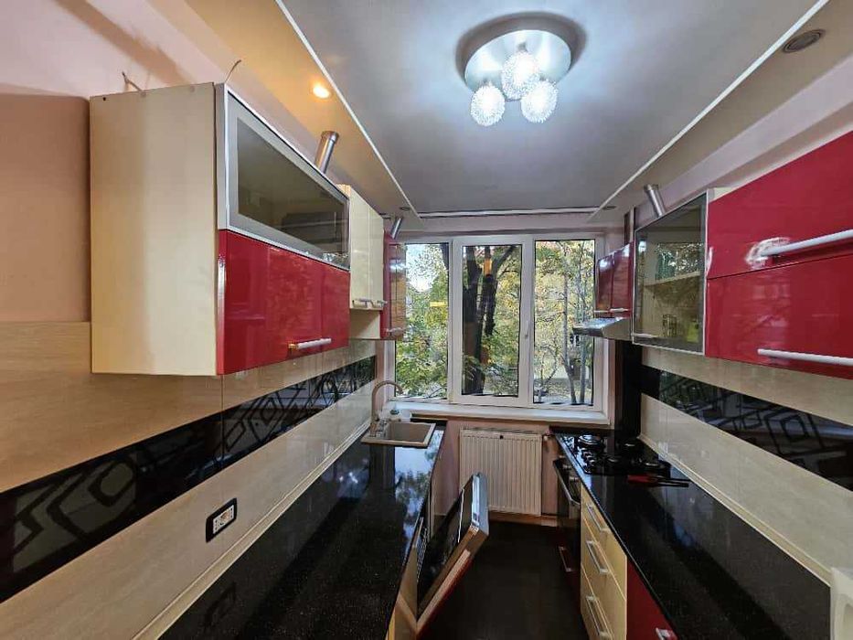 Inchiriez apartament 2 camere amenajat premium, zona Medicina