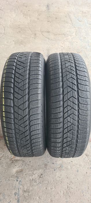 2 anvelope iarna Pirelli 235/60/19,dot 2024.Pretul este pe bucata.