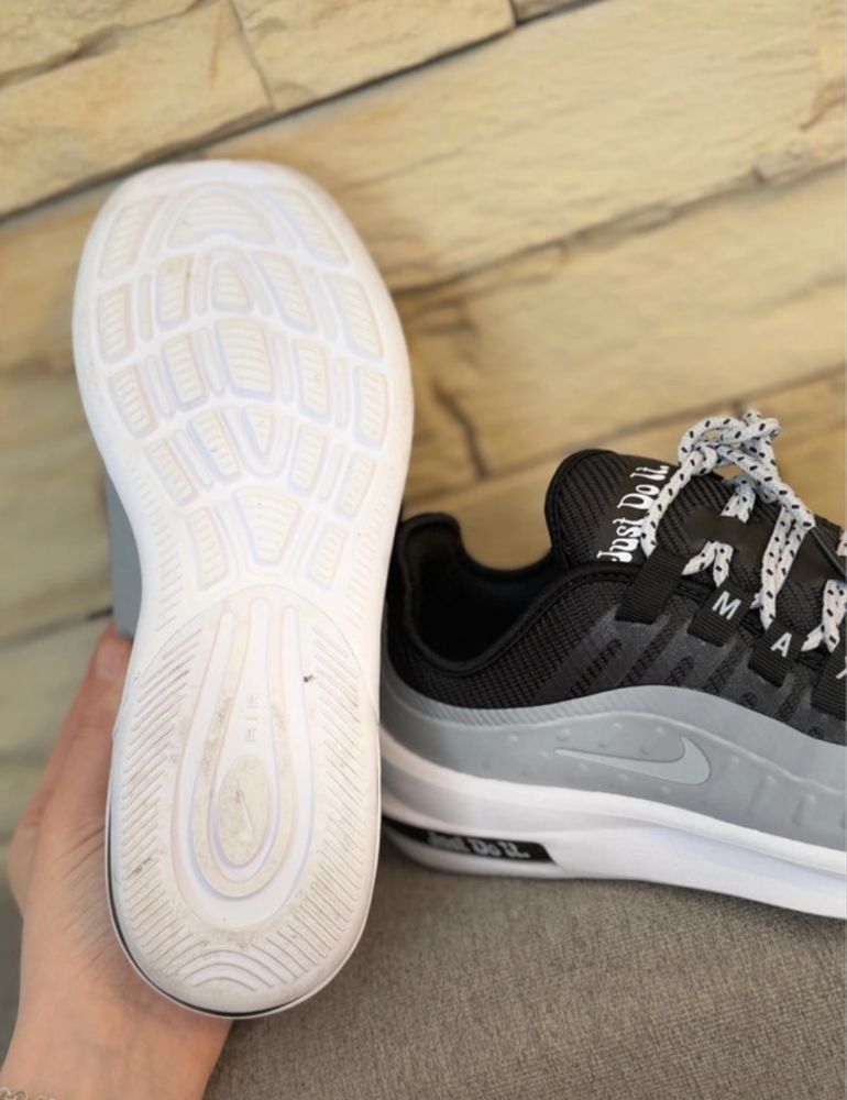 Adidași Nike femei