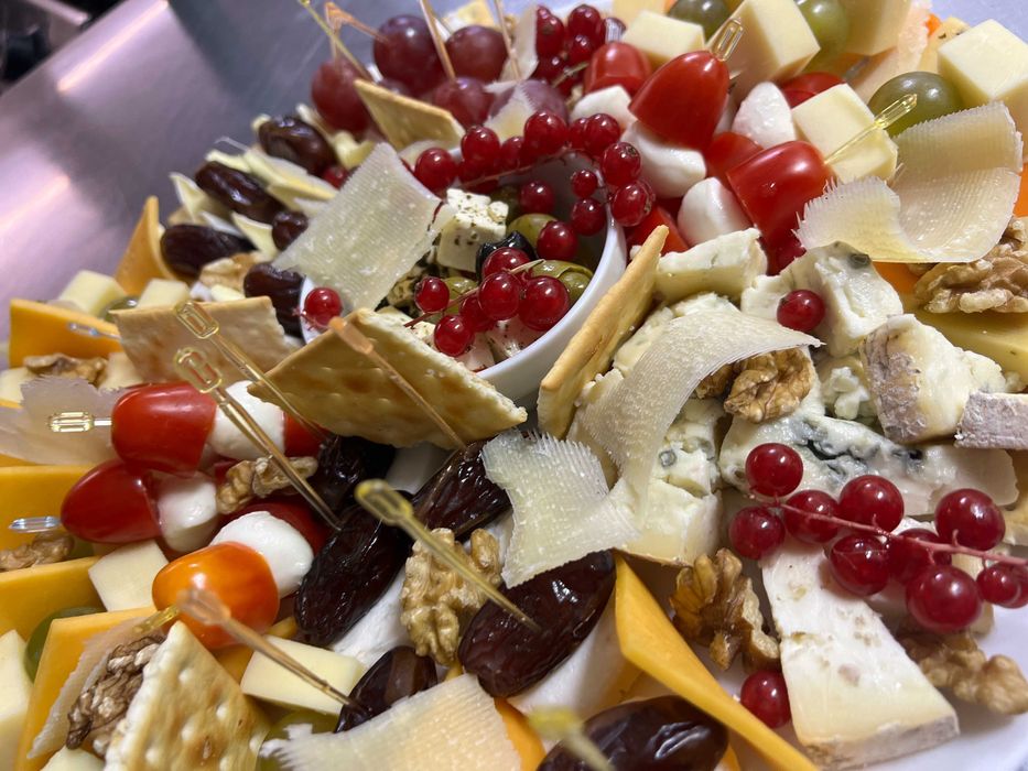 Platouri în regim catering – reci sau calde!