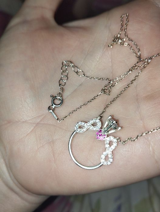 Цепочка с кулоном Бесконечности