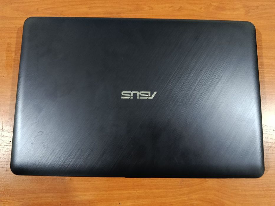 Asus  holati zor