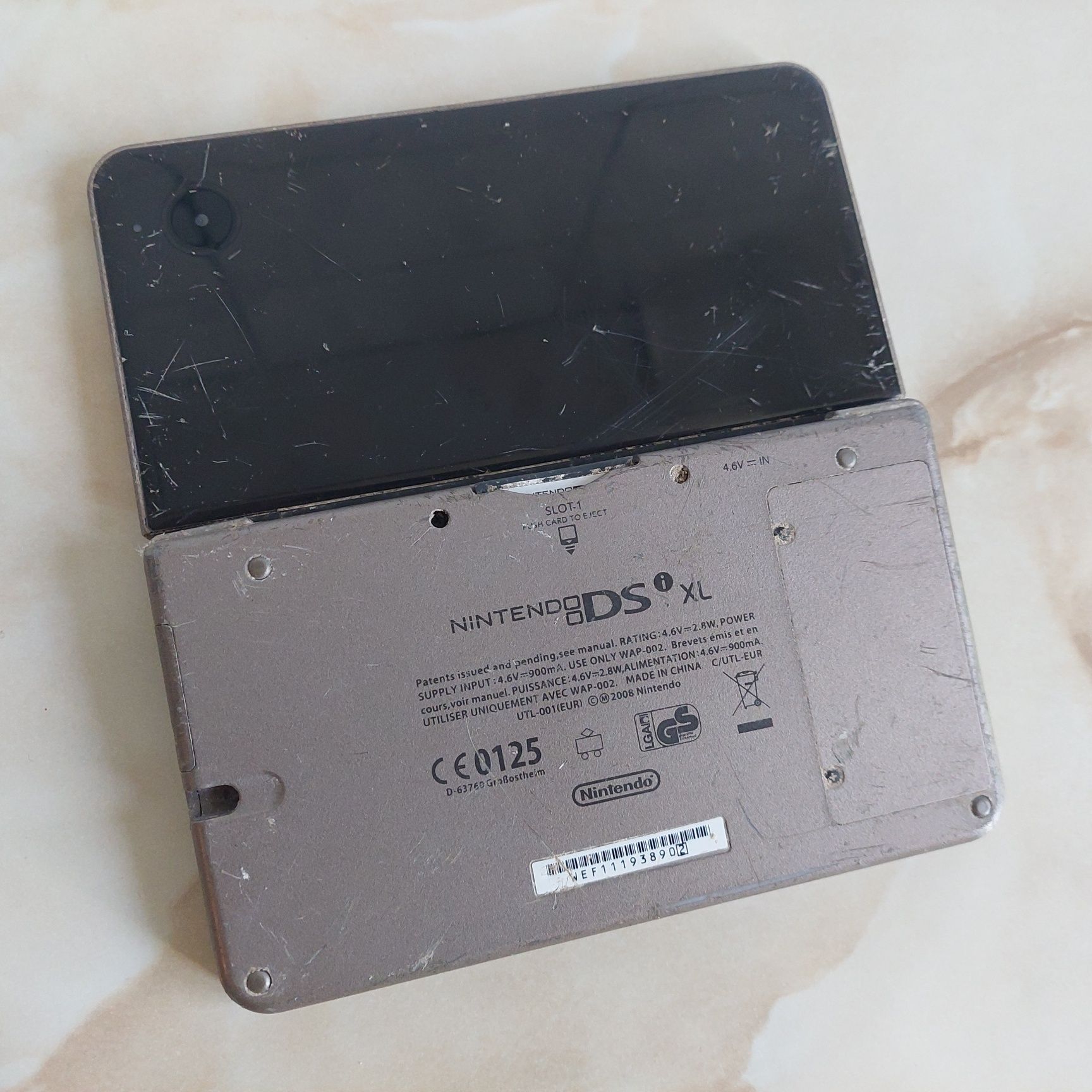 Vând consolă Nintendo DSi XL [posibil funcțională] //poze reale