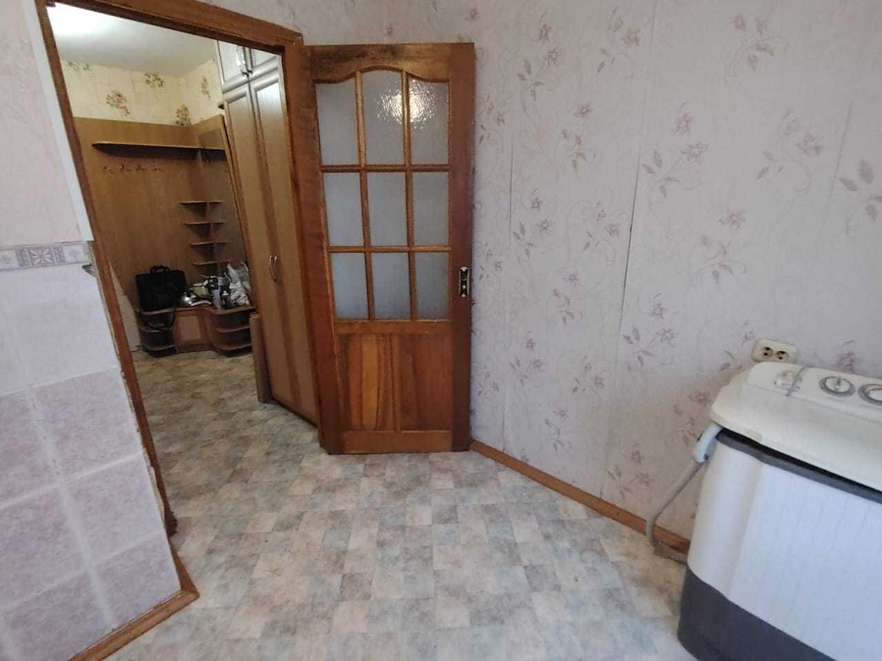 ПРОДАЮ 1 комнатную УЛУЧШЕННАЯ планировка 3а мкр ТОРГ