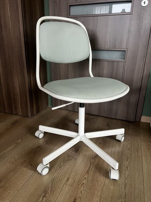 Ikea Orfjall стол за бюро