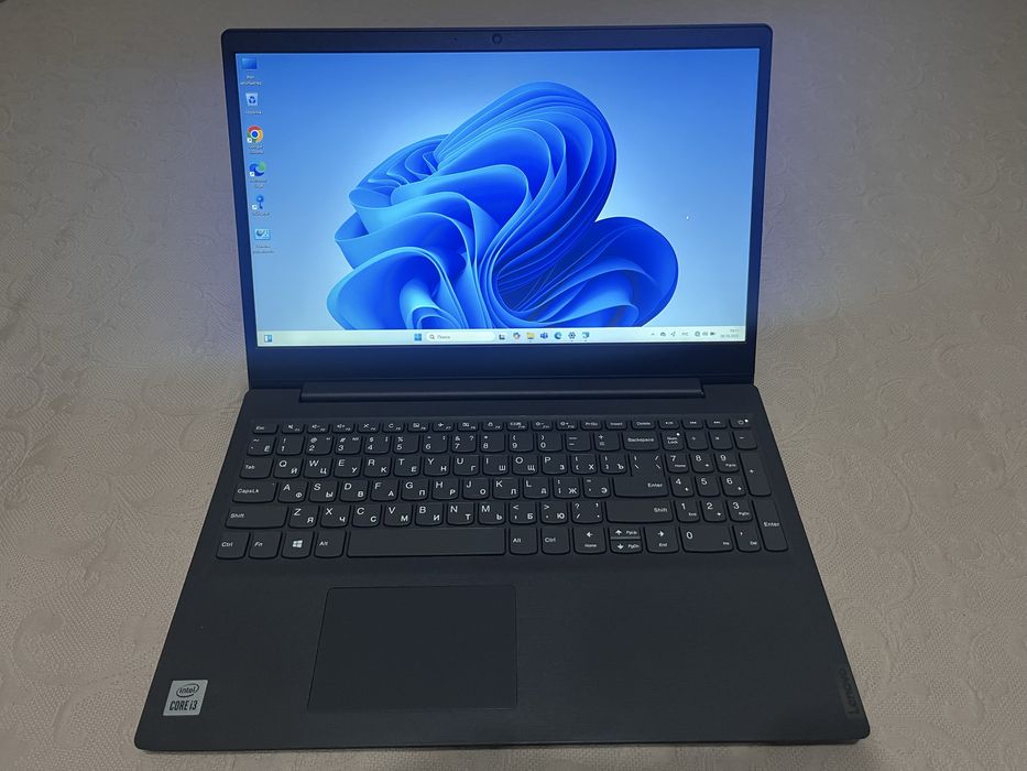Ноутбук Lenovo Core i3-1005G1 4GB SSD 256GB в отличном состоянии