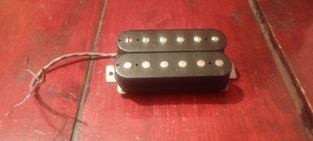 Bridge Ceramic  Humbucker Адаптер за китара.