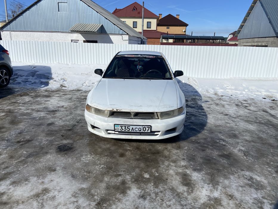 Продам митцубиси галант