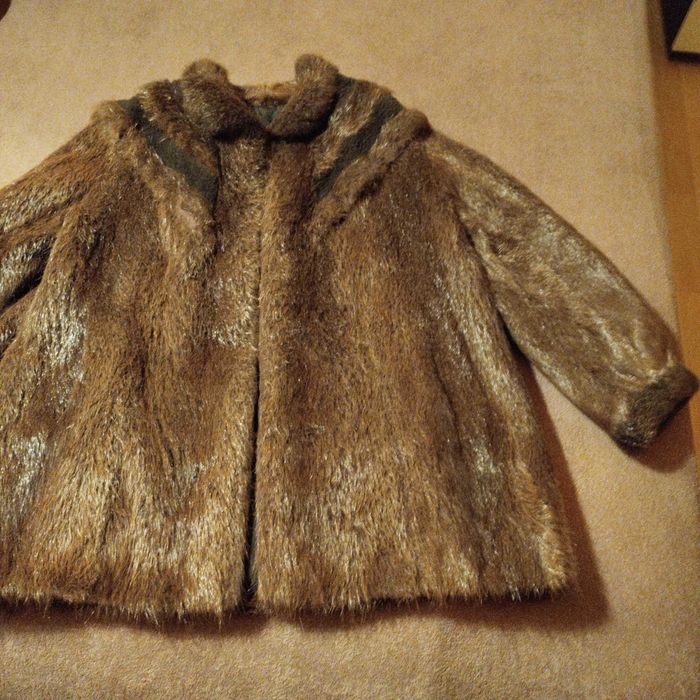 Haină de blană naturală