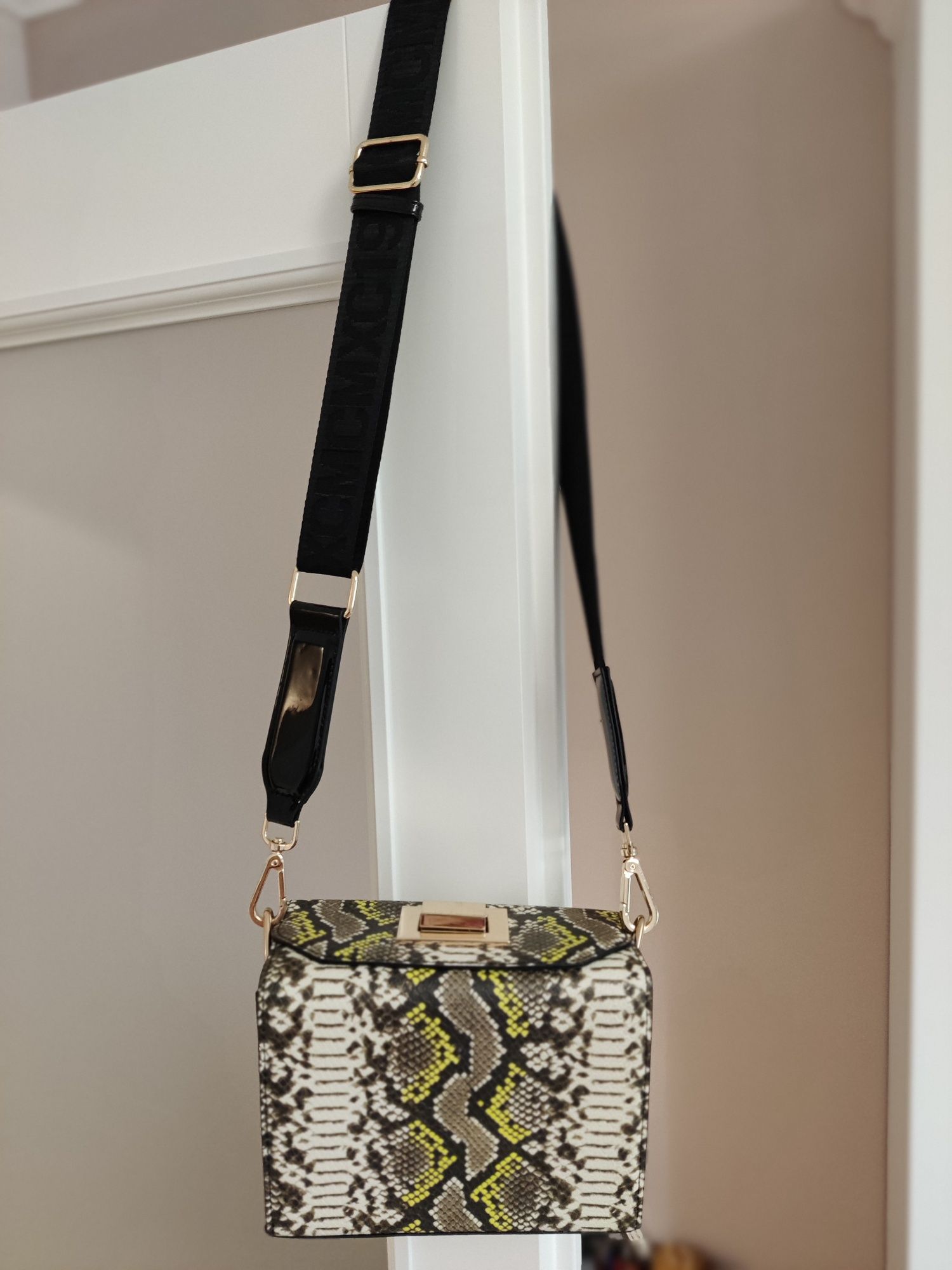 Geantă umăr crossbody Steve Madden