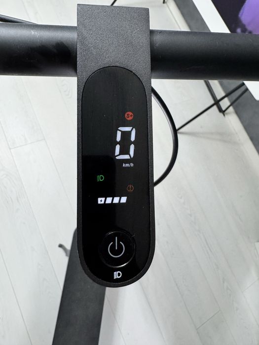 Trotineta Xiaomi 4 Ultra