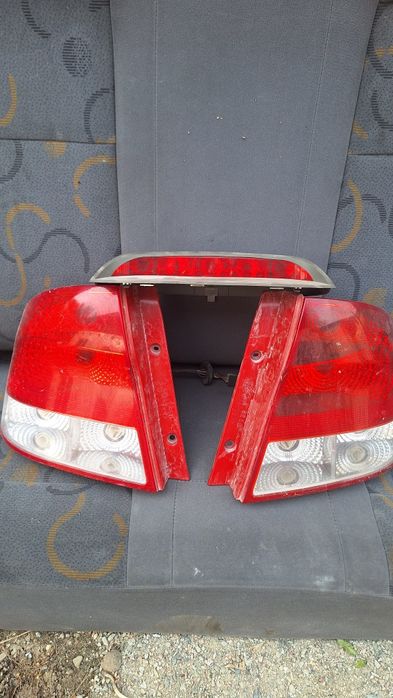 Задние фары на Daewoo kalos 2002