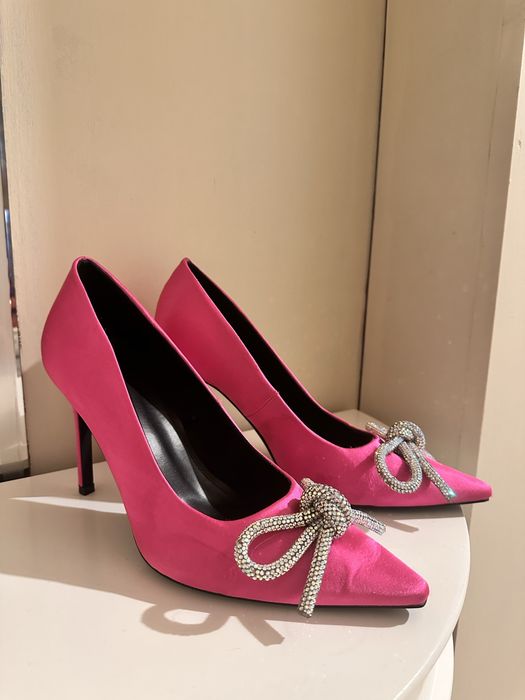 Официални дамски обувки на ток 39 номер