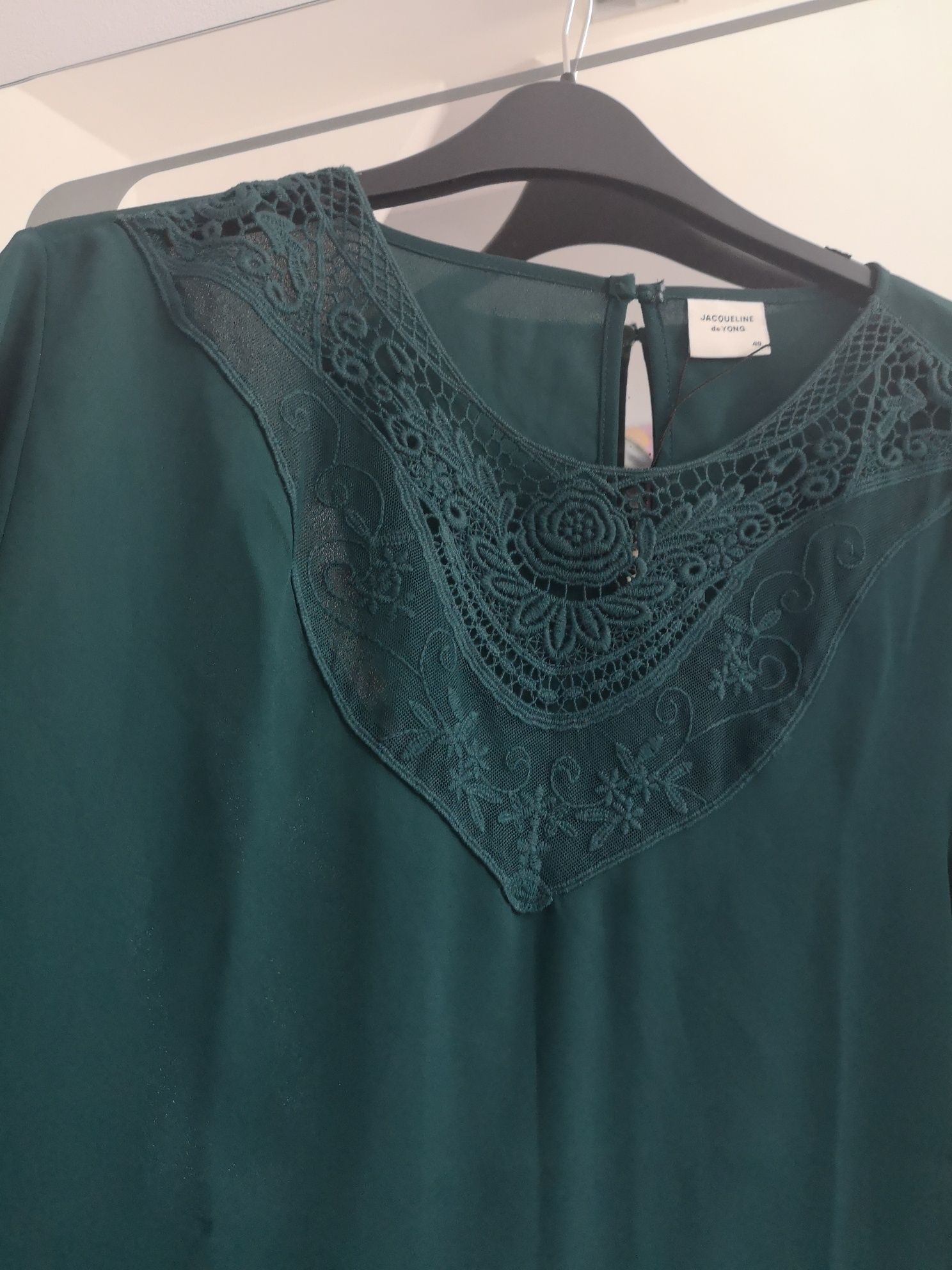 Bluza eleganta ca de voal/vascoza verde închis nr 40