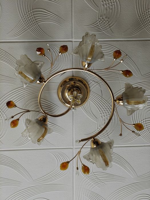 Люстра 5 ламповая