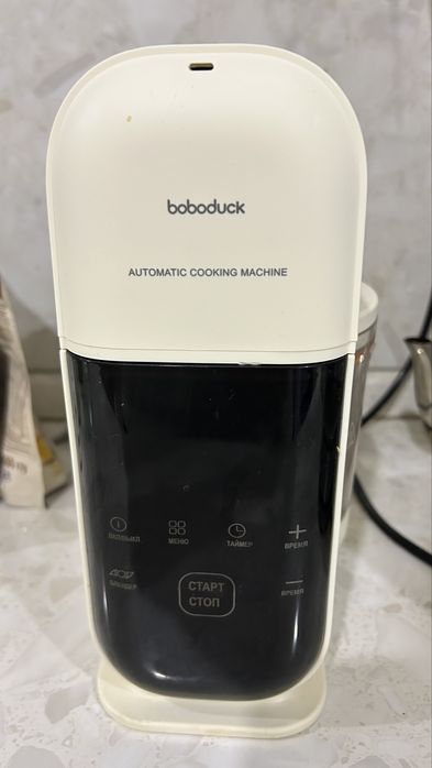 Пароварка-блендер для прикорма малыша