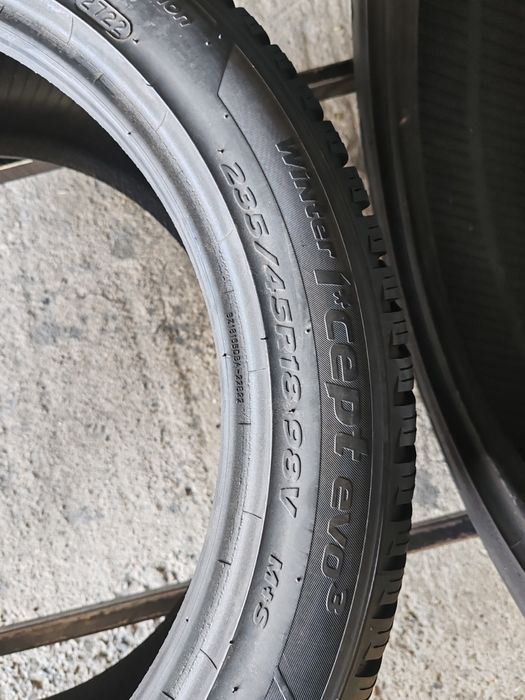 2 cauciucuri 235 45 18