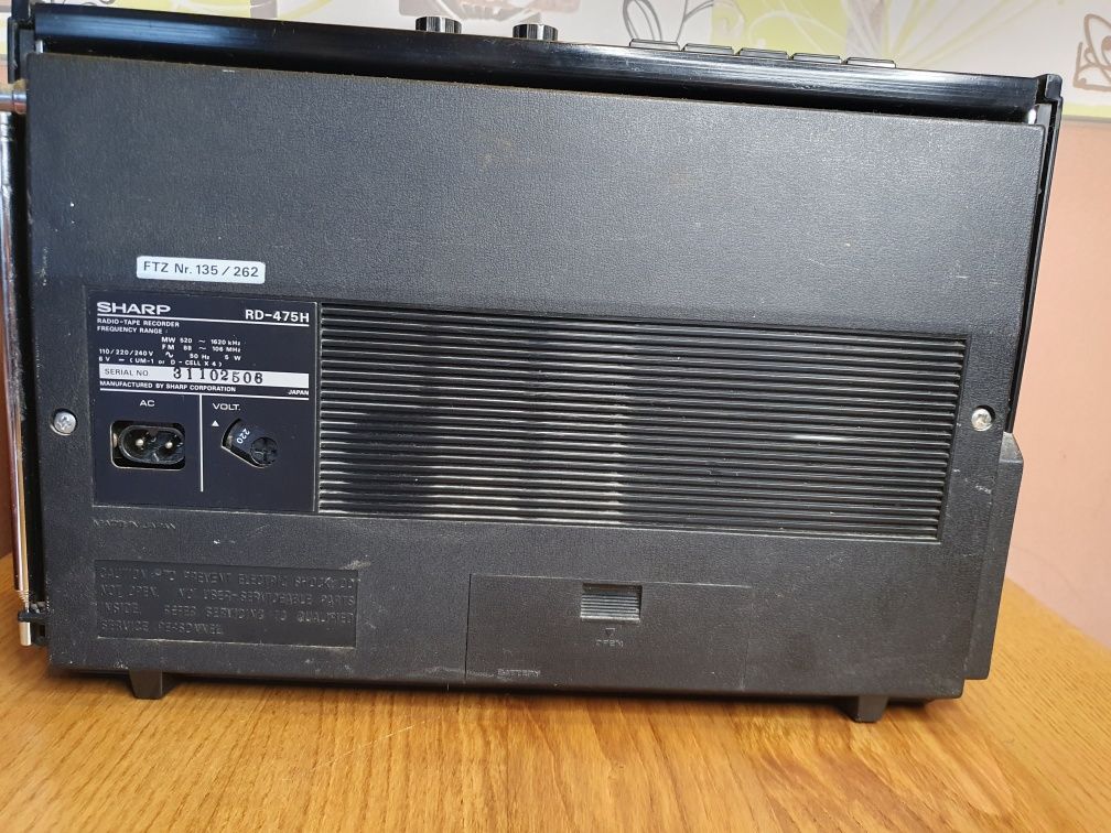 Radio vechi Sharp RD-475H 2band 1975