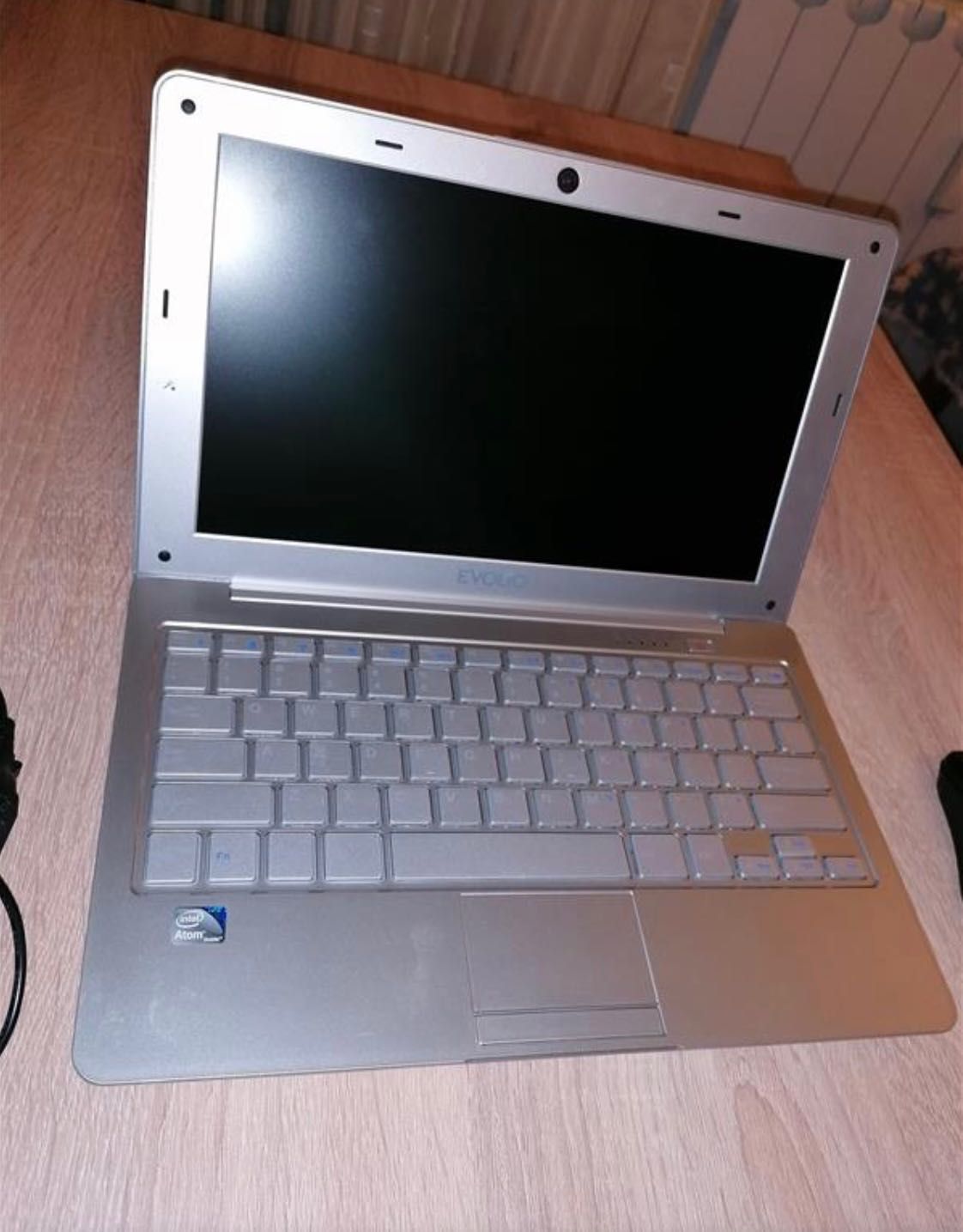 ultrabook laptop evolio u9