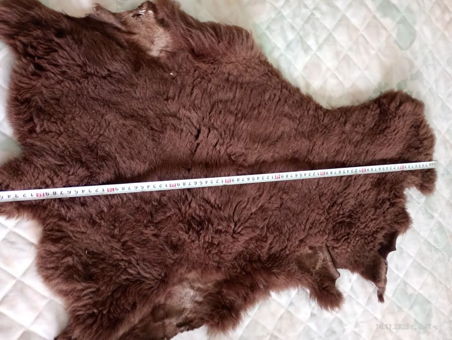 Обработени агнешки кожи