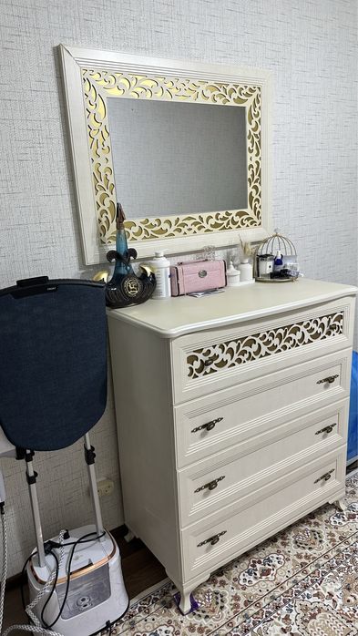 Спальный гарнитур