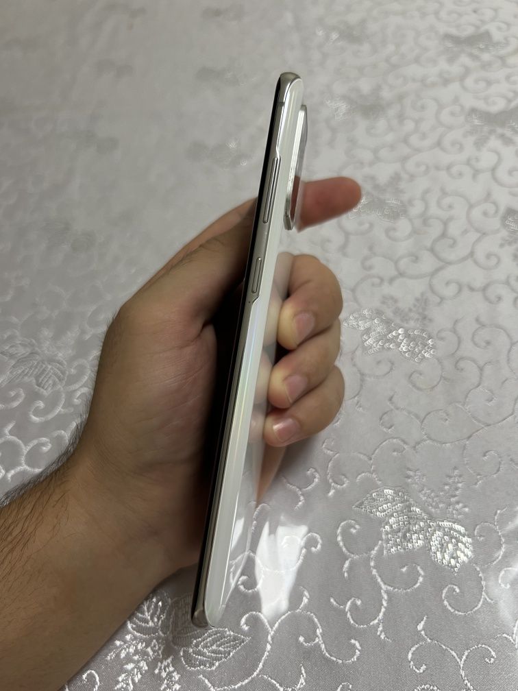 Samsung Galaxy S20 plus