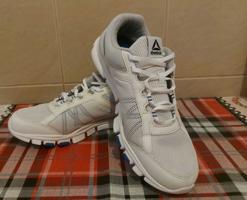 Adidasi Reebok nr.43