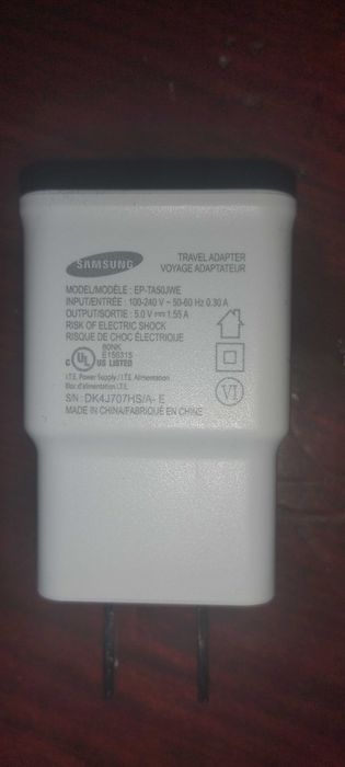 Зарядно Самсунг/ Samsung  американски стандарт.
