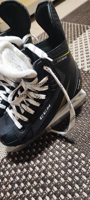 Patine hochei CCM 1052 , marime 32