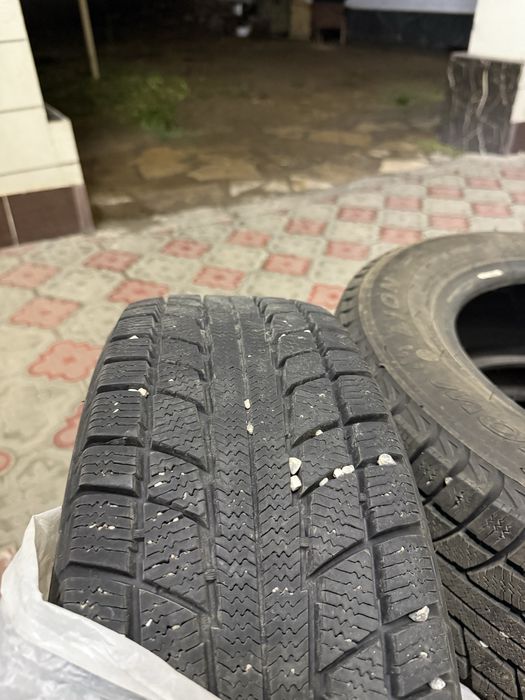 Зимние шины в идеальном состояние