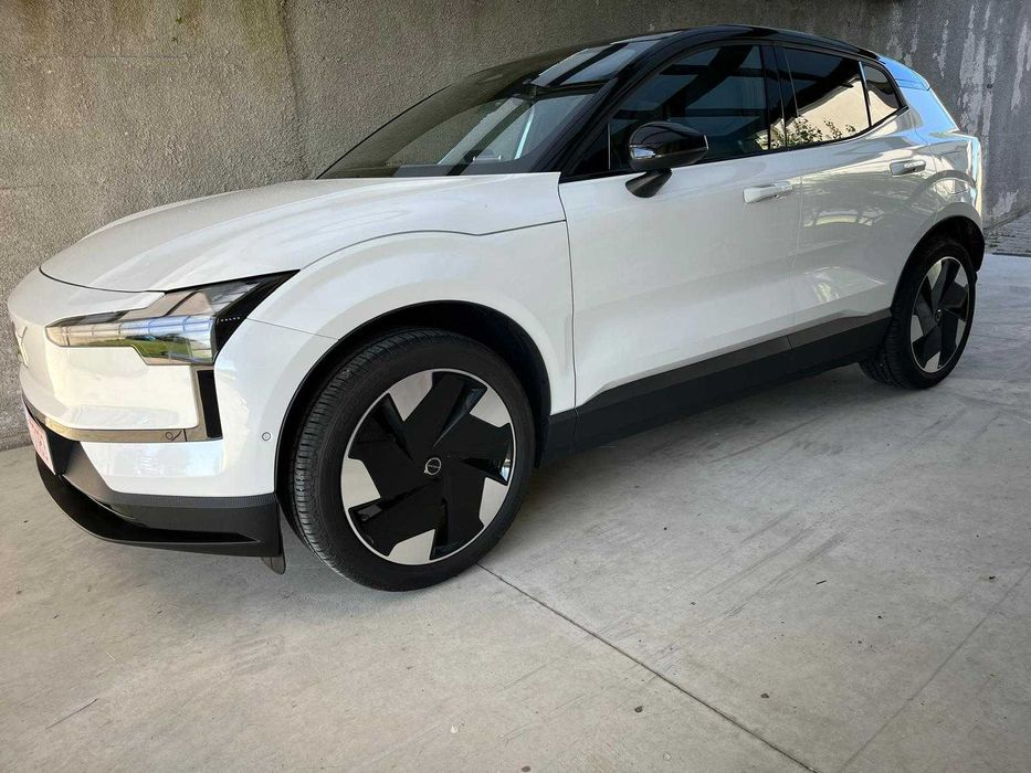 Volvo EX30 Long Range 69 KW