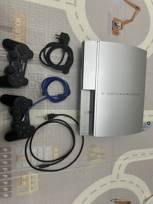 Продаю плейстейшн 3 с играми и программами для беслатных установок игр